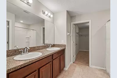 2210 Purple Orchid Place, Ruskin, FL 33570 - Photo 10