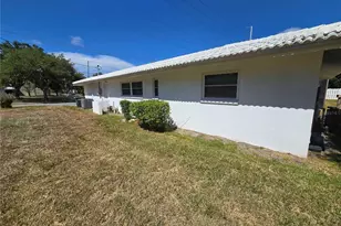 1255 Palmetto St, Clearwater, FL 33755 - Photo 18