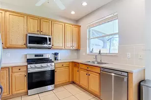 4129 Tarkington Dr, Land O Lakes, FL 34639 - Photo 16