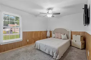 819 Jacaranda Dr, Oldsmar, FL 34677 - Photo 18