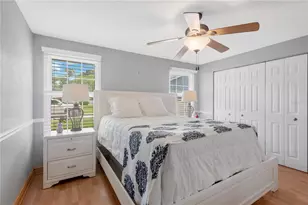 819 Jacaranda Dr, Oldsmar, FL 34677 - Photo 12