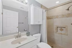 819 Jacaranda Dr, Oldsmar, FL 34677 - Photo 14