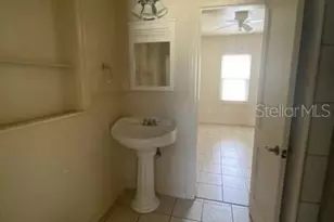 2868 39th Ave N, Saint Petersburg, FL 33714 - Photo 16