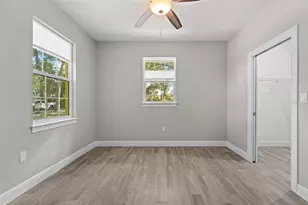 9609 Takomah Trail, Tampa, FL 33617 - Photo 18