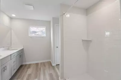 35033 Arbor Retreat Drive, Dade City, FL 33525 - Photo 6