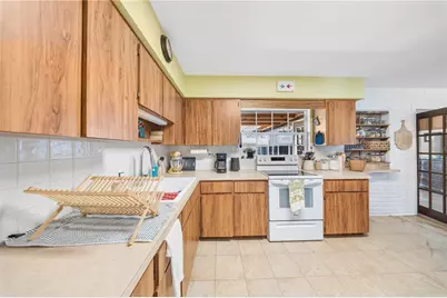5920 49th Avenue N, Kenneth City, FL 33709 - Photo 2