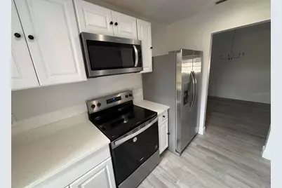 14915 Gentilly Place, Tampa, FL 33624 - Photo 8