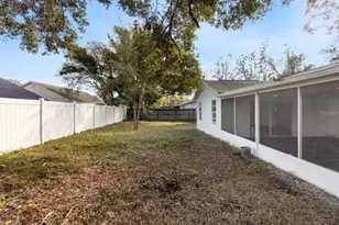 14915 Gentilly Pl, Tampa, FL 33624 - Photo 10