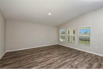 36644 Thornhedge Drive, Zephyrhills, FL 33541 - Photo 12