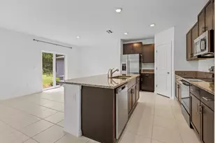 5552 Blue Azure Dr, Wimauma, FL 33598 - Photo 10