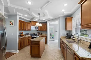 118 Live Oak Ln, Largo, FL 33770 - Photo 6