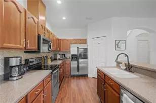 9837 Jasmine Brook Cir, Land O Lakes, FL 34638 - Photo 18
