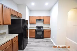 8319 King Blossom Ct, Tampa, FL 33615 - Photo 32