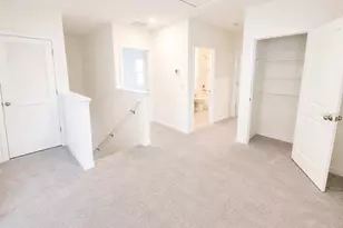 35348 Spruce Knob Ct, Dade City, FL 33525 - Photo 8