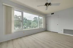 2383 Netherlands Dr, Clearwater, FL 33763 - Photo 10