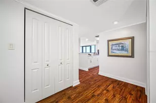 7600 Bayshore Dr, Treasure Island, FL 33706 - Photo 20