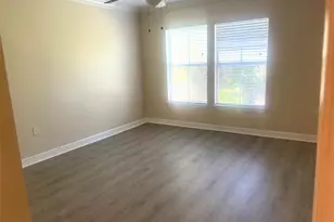 18335 Bridle Club Dr, Tampa, FL 33647 - Photo 6