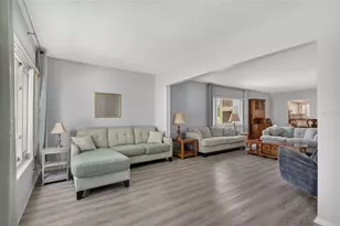 2280 World Pkwy Blvd, Clearwater, FL 33763 - Photo 16