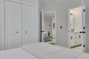 511 25th Ave N, Saint Petersburg, FL 33704 - Photo 28