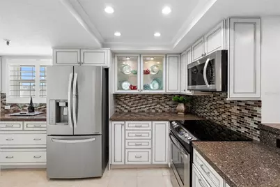 17980 Gulf Boulevard #401, Redington Shores, FL 33708 - Photo 14