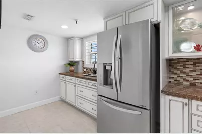 17980 Gulf Boulevard #401, Redington Shores, FL 33708 - Photo 14