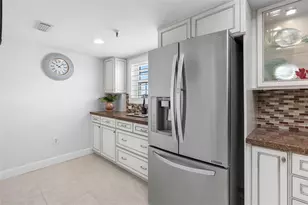 17980 Gulf Blvd, Redington Shores, FL 33708 - Photo 14