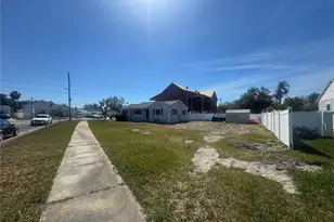 3600 Alabama Ave NE, Saint Petersburg, FL 33703 - Photo 2
