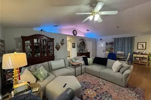 2104 Bradford St, Clearwater, FL 33760 - Photo 8