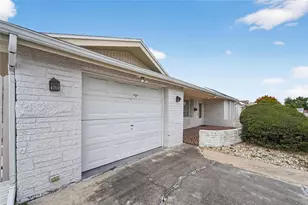 10841 Piccadilly Rd, Port Richey, FL 34668 - Photo 4
