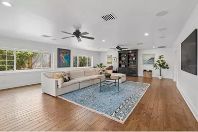 2807 W Fountain Boulevard, Tampa, FL 33609 - Photo 4