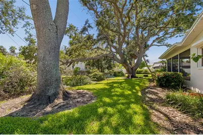 114 8th Street, Belleair Beach, FL 33786 - Photo 36