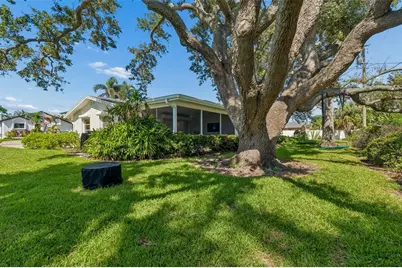 114 8th Street, Belleair Beach, FL 33786 - Photo 38