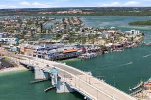 11797 1st St E, Treasure Island, FL 33706 - Photo 10
