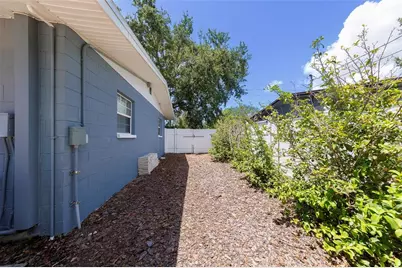512 61st Street S, Saint Petersburg, FL 33707 - Photo 30