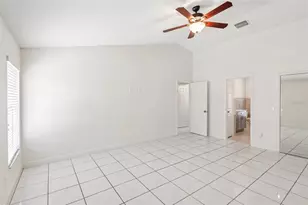 7001 N Clark Ave, Tampa, FL 33614 - Photo 26