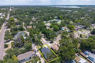 1821 27th St S, Saint Petersburg, FL 33712 - Photo 32