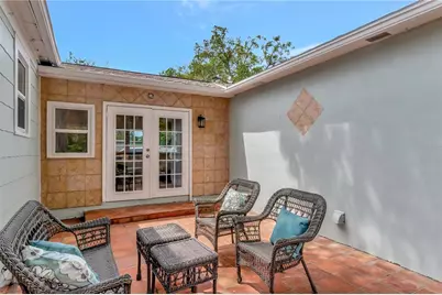 1419 55th Street S, Gulfport, FL 33707 - Photo 22