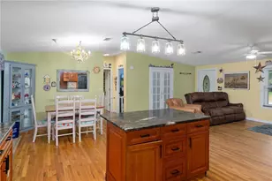 4235 Allen Rd, Zephyrhills, FL 33541 - Photo 22