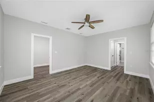6910 Dartmouth Ave N, Saint Petersburg, FL 33710 - Photo 28