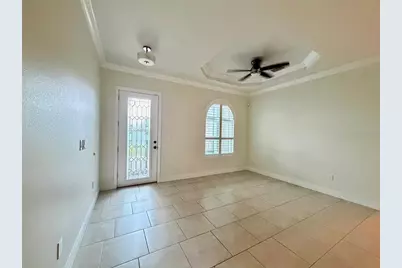 2721 W Sitka Street, Tampa, FL 33614 - Photo 10