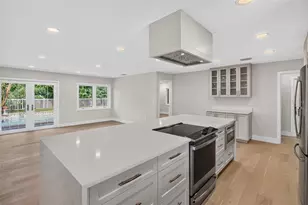 800 Cordova Blvd NE, Saint Petersburg, FL 33704 - Photo 12