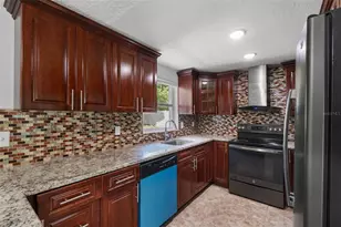 107 Valley Dr, Brandon, FL 33510 - Photo 14