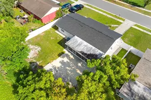 107 Valley Dr, Brandon, FL 33510 - Photo 52