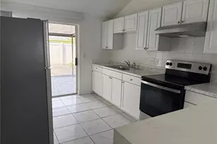 10205 Bellhurst Ct, Tampa, FL 33615 - Photo 6