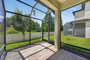 11528 Crowned Sparrow Ln, Tampa, FL 33626 - Photo 22