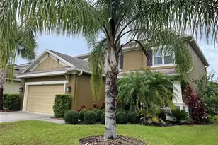 26921 Carolina Aster Dr, Wesley Chapel, FL 33544 - Photo 2