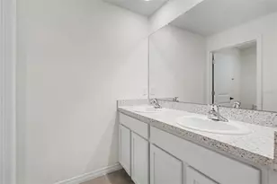 36851 Goffaux Loop, Zephyrhills, FL 33541 - Photo 46