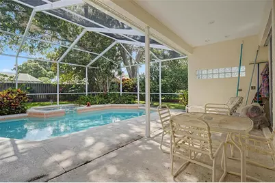 2807 Resnik Circle W, Palm Harbor, FL 34683 - Photo 32