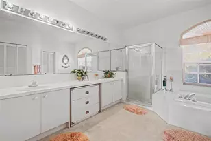 2807 Resnik Cir W, Palm Harbor, FL 34683 - Photo 26