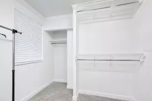 901 Woodview Dr, Brandon, FL 33511 - Photo 22